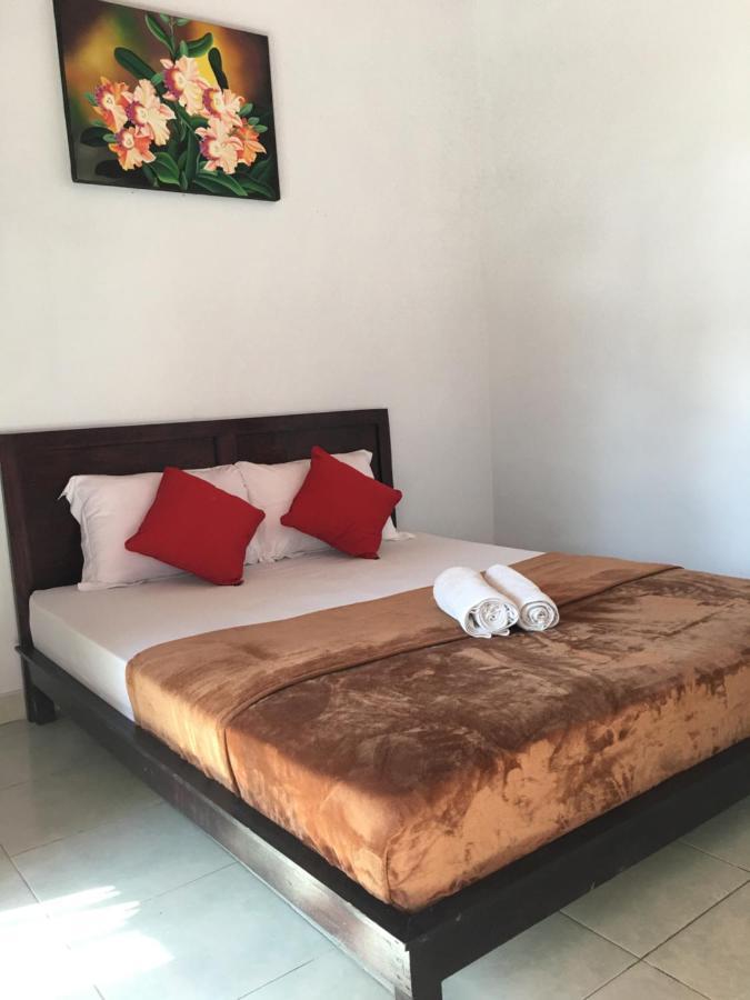 Wahyu Homestay 1 Lembongan Esterno foto